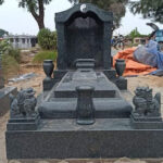 Mộ đá granite
