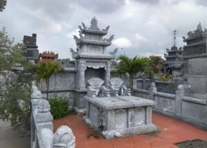 Lăng Mộ Đá Xanh Đen Vĩnh Lộc